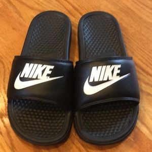 Nike Youth Slides youth size 7